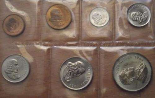 1969 UNC PACK,WITH SILVER R1.NOW STARTING @ R1!!!!!!!