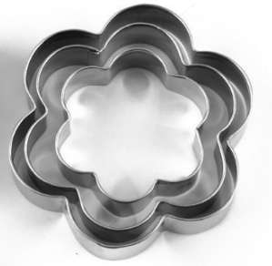 Cake Baking Tool - Flower ( 3 Piece )