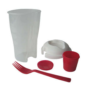 Salad To Go and Stays Fresh