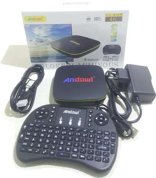 Android TV Box - 4K Android 9 TV Box with Mini Wireless Keyboard - Q4Pro Android TV Box
