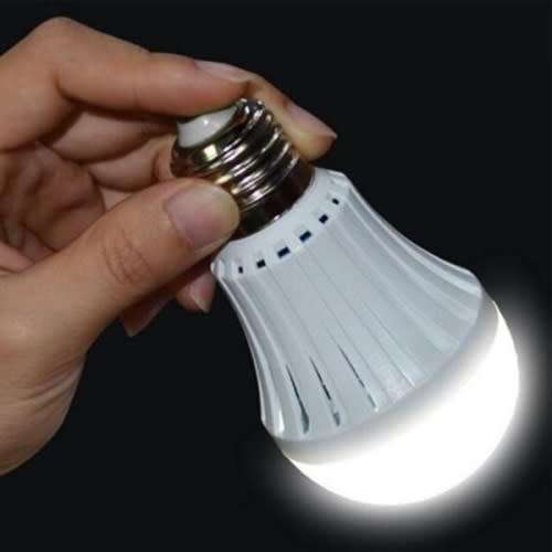 20W LED Light Bulb - Screw Rechargeable Light Bulb - Intelligent 20W E27 LED Rechargeable Light Bulb