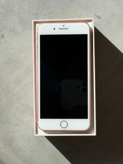 iPhone 8 Plus 256gig rose gold