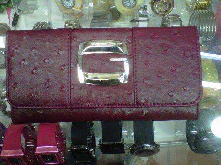 guess wallet for ladies