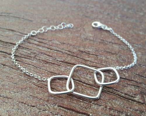 Interlinked Square and Rolo Style Bracelet