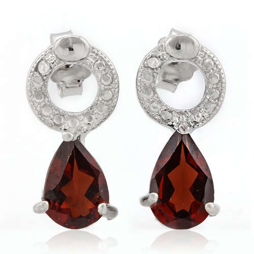 1.63ct Garnet and Diamond Stud Earrings in 925 Sterling Silver