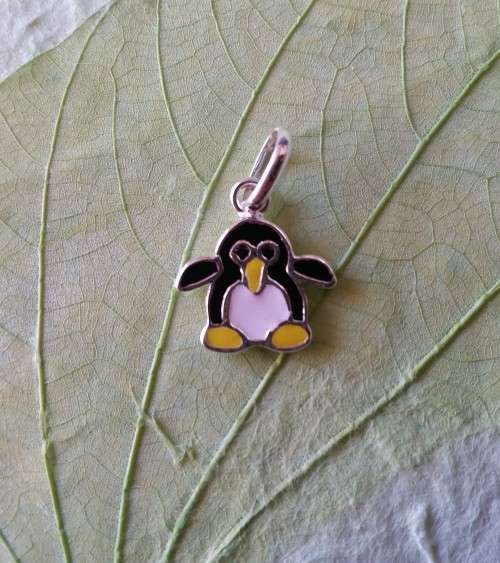 *Genuine Sterling Silver*Enamel Finish Little Penguin Charm/Pendant