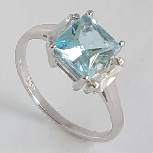 *CD DESIGNER JEWELRY*1.95ctw Natural Topaz and CZ Ring in Silver- Size 7.5