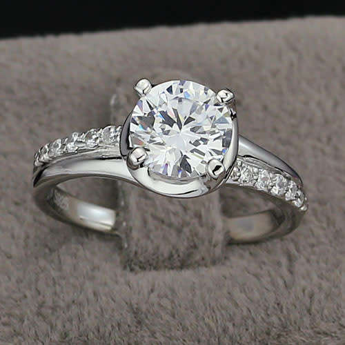 1.73ctw CubicZirconia Engagement Ring in 925 Sterling Silver Size 8