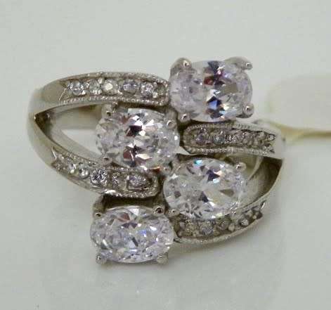 3.20ctw Dress Ring in 925 Sterling Silver Size 8