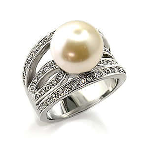 South Sea Shell Costume Pearl Ring**Sizes 8/10***