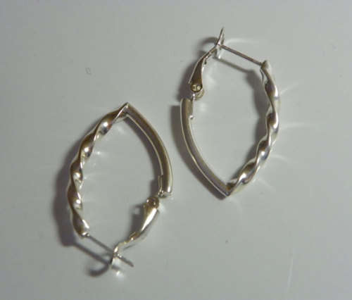 **925 Sterling Silver COLLECTION 3.40grams Earrings**