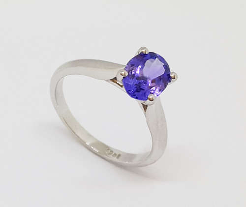 1.61ct Tanzanite Ring in 18K White Gold