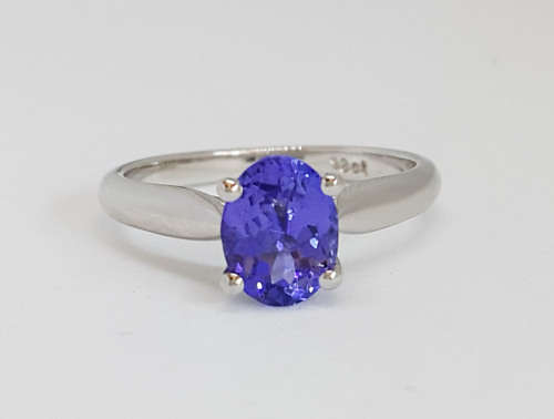 1.61ct Tanzanite Ring in 18K White Gold