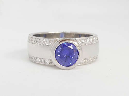 *CD DESIGNER JEWELRY*1.12ctw Cr Tanzanite and CZ Band in Silver- Size 7.5