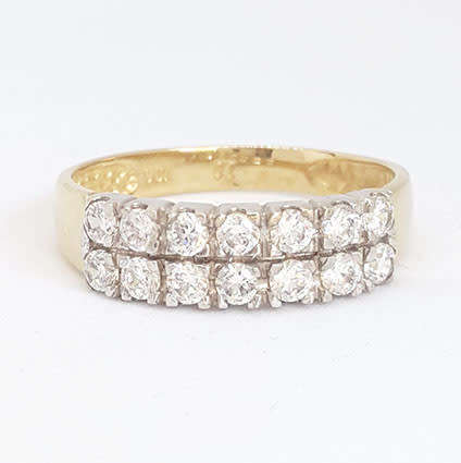 0.50ctw Eternity band in 9ct Gold**5.2g**Size P/7.75