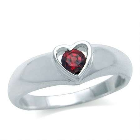 0.34ct Natural Garnet Heart Style Ring in 925 Sterling Silver- Size P