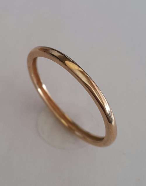 1.8mm 9ct Yellow Gold Band -Size O1/2