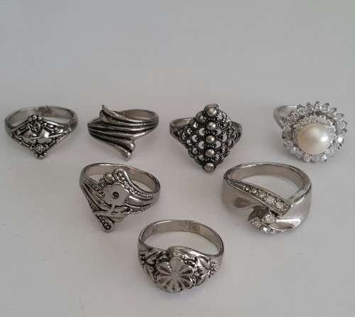 Wholesale Lot of 7 rings- Fits Size 8