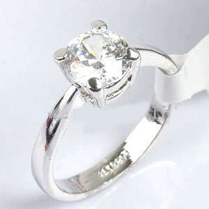 **LAST OF STOCK***SPARKLING***Round Cut CZ Engagement Ring***