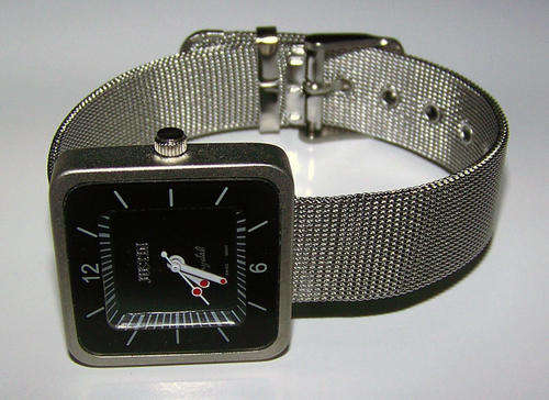 Men's Metal Strap Analogue Watch