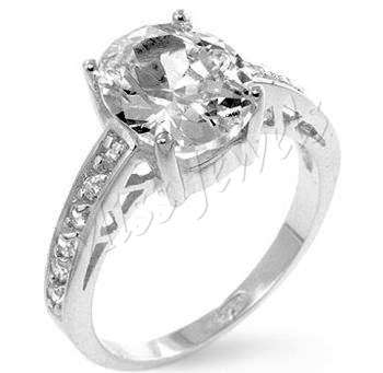 925 Sterling Silver**Solitaire engagement ring- Size 5-10