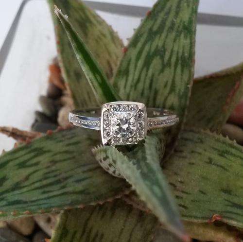 0.35ctw Clear Cubic Zirconia Engagement Ring in 9ct White Gold-Size O