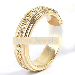 Size 8**New Stock**Stunning 5mm wedding band in rose gold gp