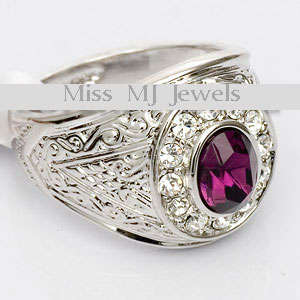 **[Size 9]**Stunning amethyst simulated dress ring