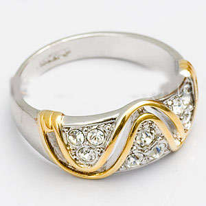 **AWESOME**Gold and White Gold wave design wedding band