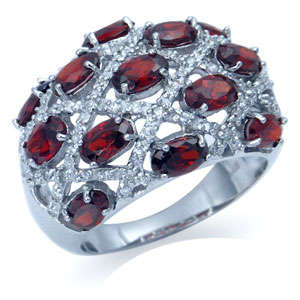 **GORGEOUS**Garnet & White CZ Sterling Silver Cluster Cocktail Ring**Size 9