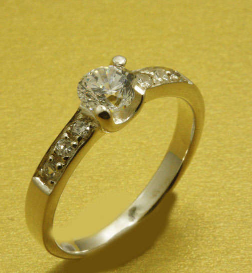 ***GORGEOUS***925 Sterling Silver Simulated Diamond Engagement Ring***Size 9***