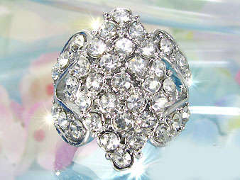 Rhinestone Costume Dress Ring with 18K Gold Finish**Size 6