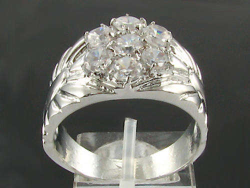 **STUNNING** Flower Type Design Simulated Diamond Dress Ring**Size 12.5**
