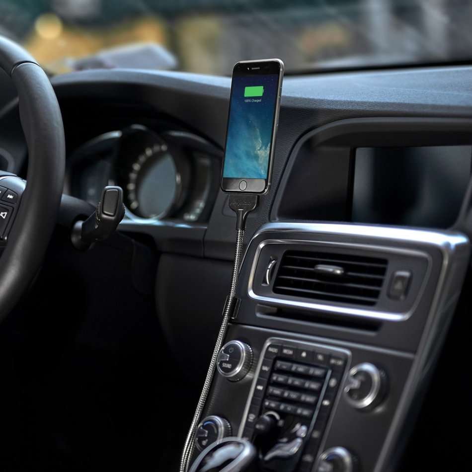 Fuse Chicken BOBINE AUTO Flexible Car Dock for iPhones