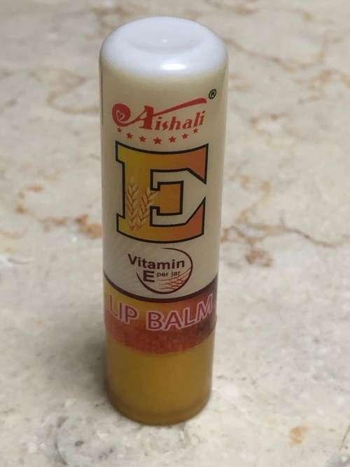 NEW Vitamin E soothing Lip Balm SPF15