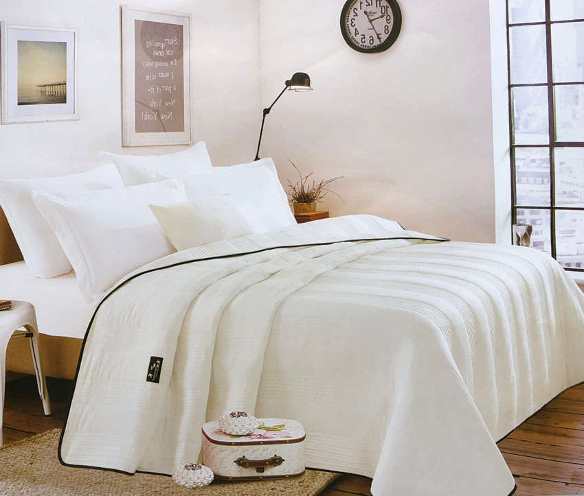 4 Piece King Size Pre-washed Quilt Set Polyester Material - Cream