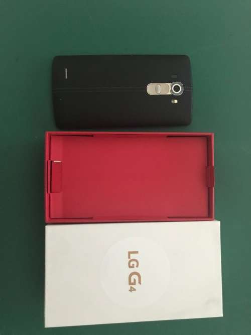 LG G4 Smartphone (Black Leather)