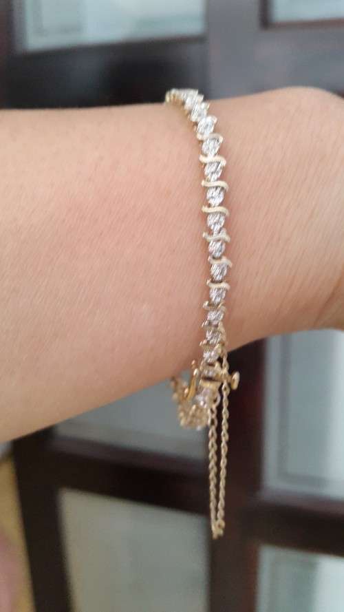 Vintage 10ct Solid Gold Diamond Tennis Bracelet
