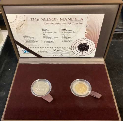 The Nelson Mandela commemorative R5 coin set