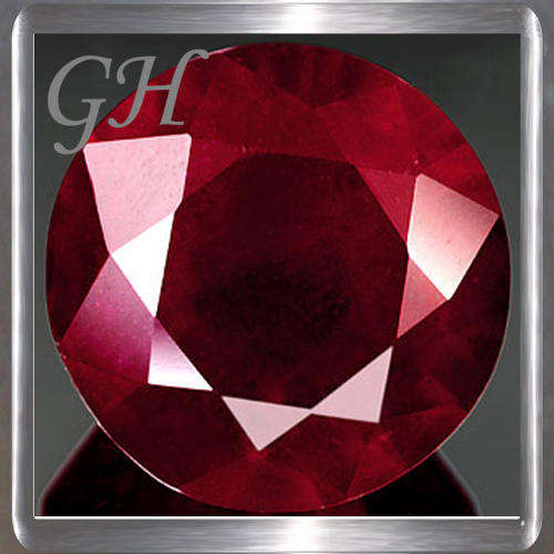 Natural Ruby Deep Red 2.30ct Round Cut, Dazzling Gemstone