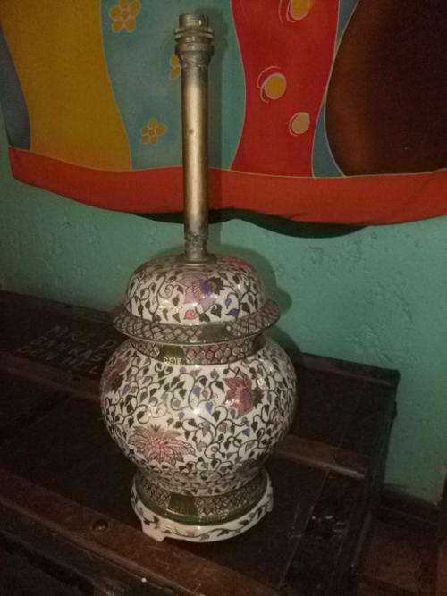 R5!!- Porcelain/ceramic/glass Beautifull Lamp!