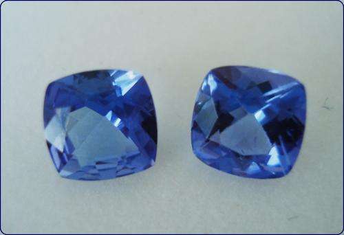 STUNNING PAIR OF SQUARE CUT TANZANITES  -  total weight :1.50 CT