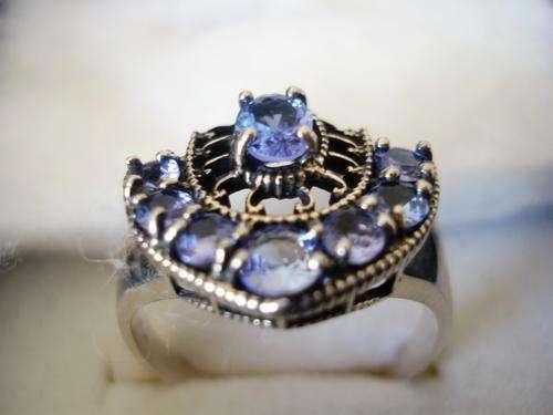 LOVELY  SOLID .925 S. SILVER RING  WITH TANZANITES  (8)  1.50 CT