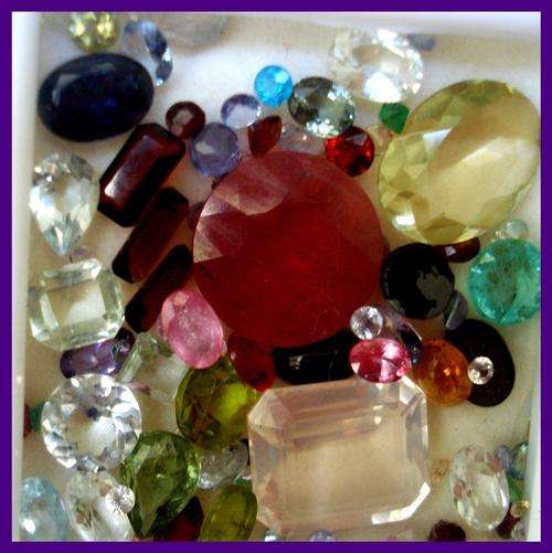 LOVELY SET OF MIXED GEMS - 30. +  CT +.AQUAMARINES  PERIDOT ETC