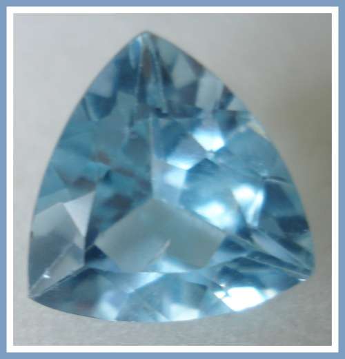 MAGNIFICENT ICE BLUE TOPAZ  TRILLIANT   3.92 CT