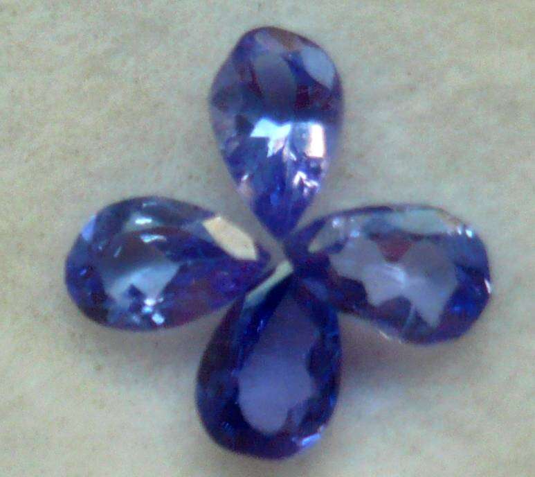 SET OF 4 PEAR CUT TANZANITES!    EACH SET WEIGHS:  0.805CTS!