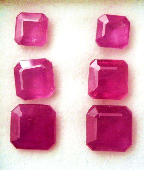 STUNNING SET OF 6 CRIMSON RED RUBIES...  OCTAGON CUT 4.790CTS