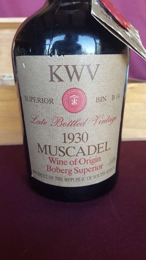 VINTAGE KWV 1930 MUSCADEL SUPERIOR BIN B14 COLLECTORS WINE.
