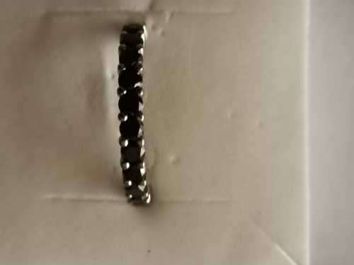 18ct white gold daimond ring black diamonds 1.32ct /certified