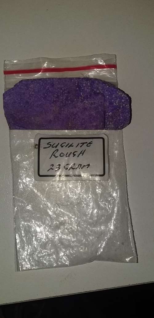 Rare sugerlite uncut rocks for sale 23g